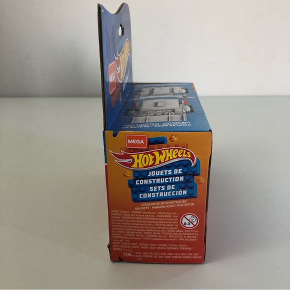 Mega Hot Wheels GT Hunter Building Set - Picture 2 of 4